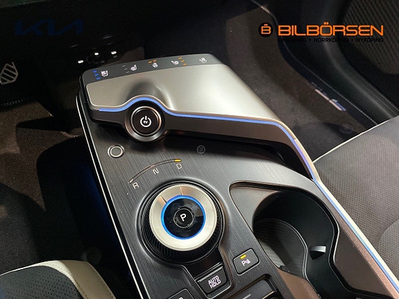 Kia EV6 12 of 17