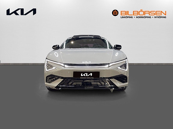 Kia EV6 2 of 17