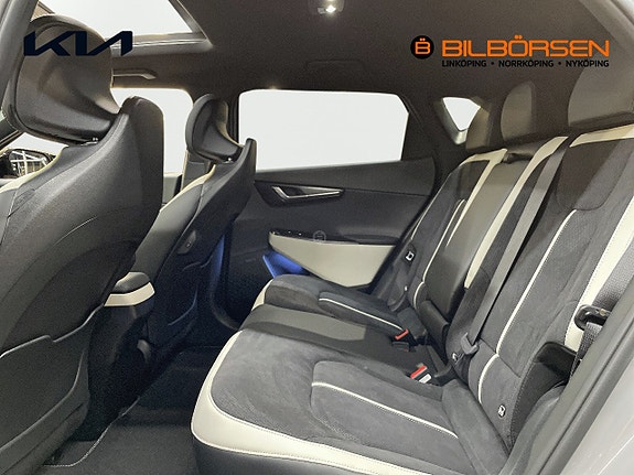 Kia EV6 9 of 17