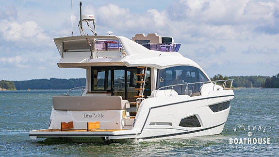 Sealine F430 | 2x Volvo Penta IPS 500 8 of 30