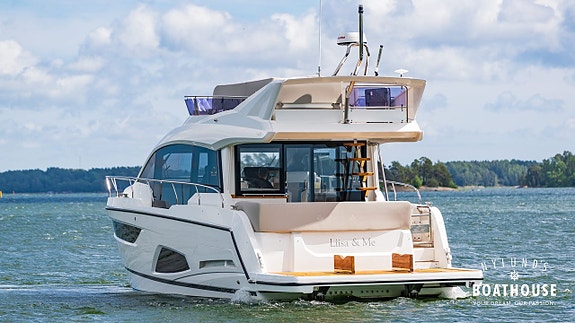 Sealine F430 | 2x Volvo Penta IPS 500 6 of 30