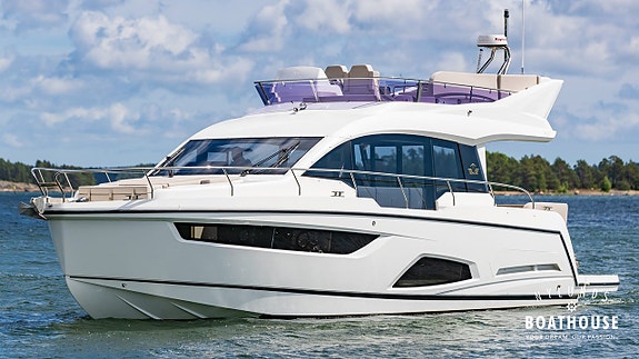 Sealine F430 | 2x Volvo Penta IPS 500 24 of 30
