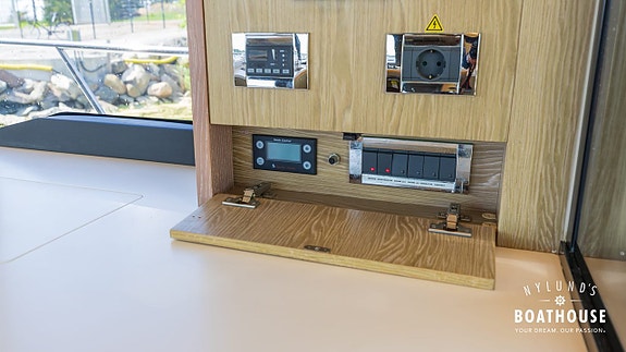 Sealine F430 | 2x Volvo Penta IPS 500 30 of 30