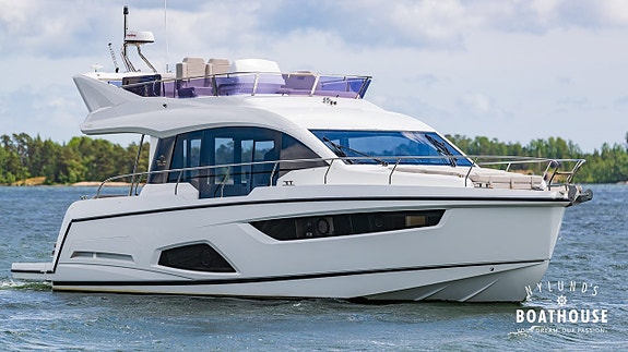 Sealine F430 | 2x Volvo Penta IPS 500 16 of 30