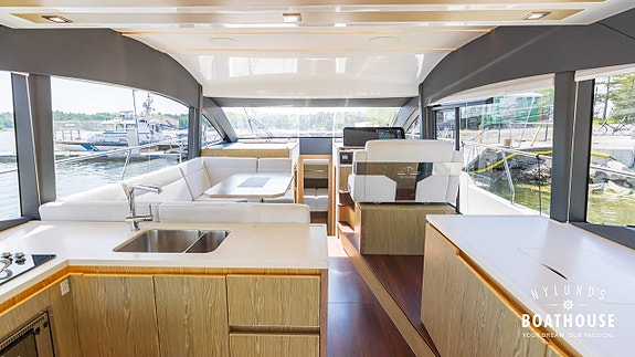 Sealine F430 | 2x Volvo Penta IPS 500 29 of 30