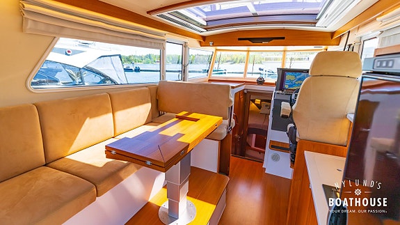 Nord Star 33+ | 2x Yanmar 8LV-370 (2x 370 hp, diesel) 29 of 30