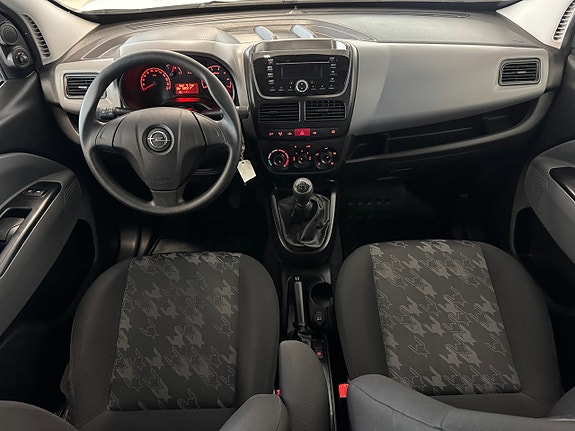 Opel Combo 10 of 10
