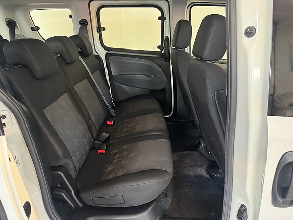 Opel Combo 8 of 10