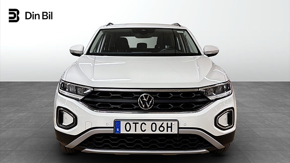 Volkswagen T-Roc 4 of 5