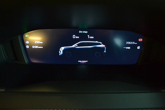 Peugeot 2008 13 of 15
