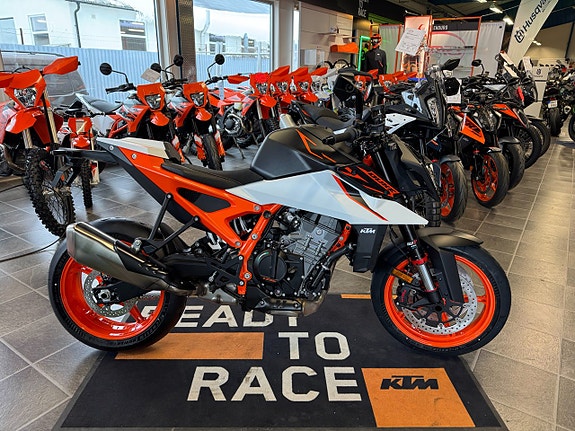 KTM 990 Duke R Nyhet!