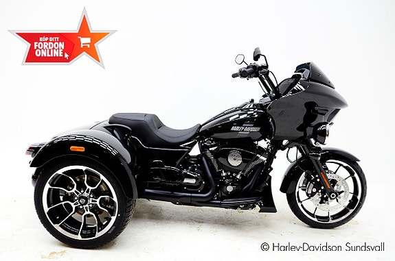 Harley-Davidson Roadglide 3 2 of 4
