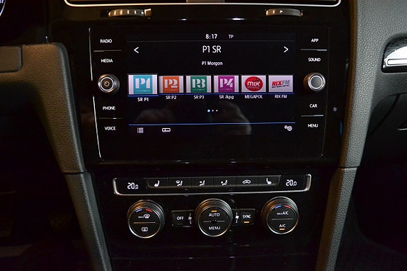 Volkswagen Golf VII 13 of 16