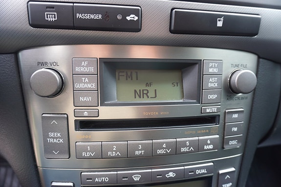 Toyota Avensis 13 of 14
