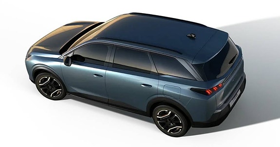 Peugeot e-5008 5 of 5