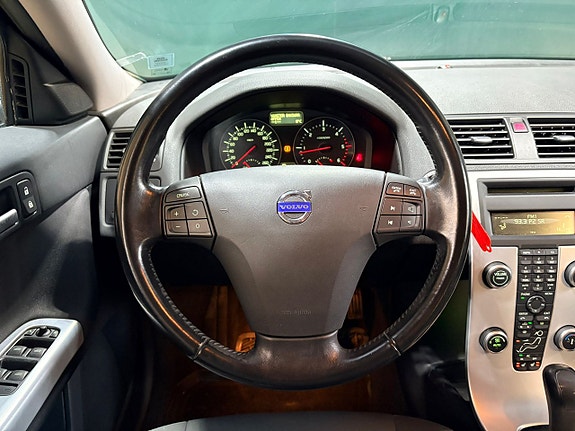 Volvo V50 7 of 17