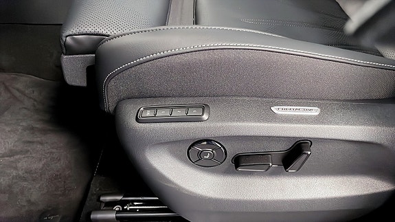 Volkswagen Tiguan 16 of 16