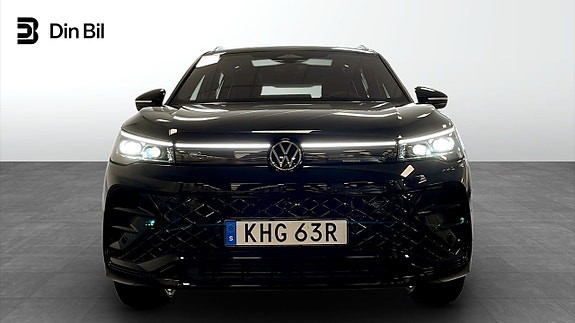 Volkswagen Tiguan 4 of 16