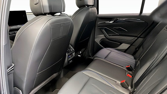 Volkswagen Tiguan 11 of 16