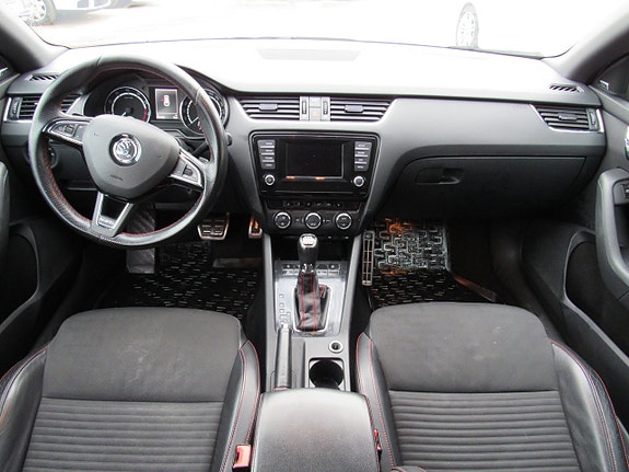 Skoda Octavia RS 14 of 14