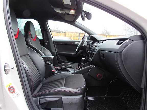 Skoda Octavia RS 10 of 14