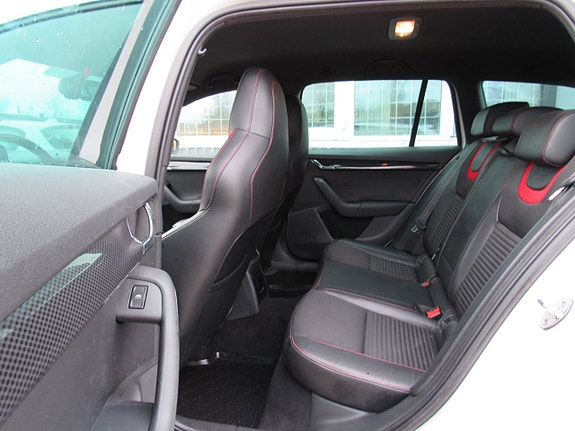 Skoda Octavia RS 13 of 14