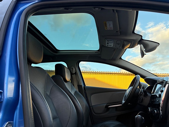 Renault Clio 13 of 14