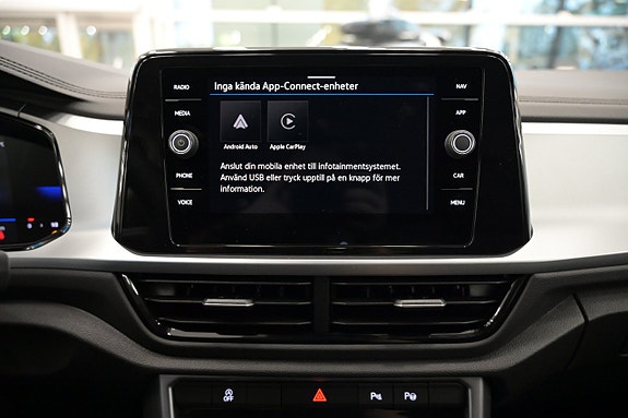 Volkswagen T-Roc 20 of 22