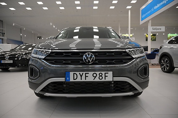 Volkswagen T-Roc 2 of 22