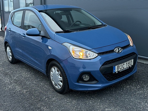 Hyundai i10 8 of 23