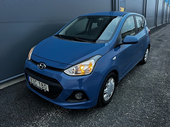 Hyundai i10 3 of 5