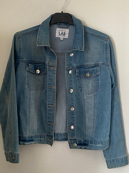 Product image 16 of 18