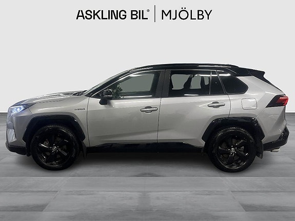 Toyota RAV4 4 of 5