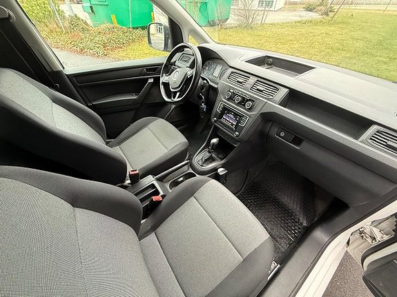 Volkswagen Caddy 12 of 15