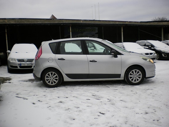 Renault Scenic III 4 of 5