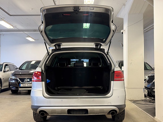 Volkswagen Passat Alltrack 8 of 14