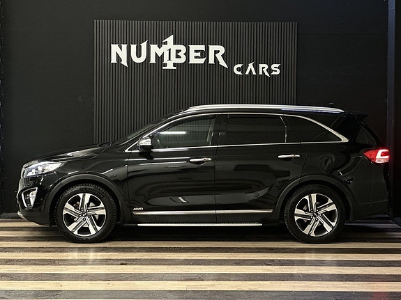 Kia Sorento 4 of 27