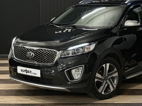 Kia Sorento 2 of 27