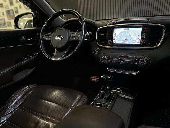 Kia Sorento 20 of 27