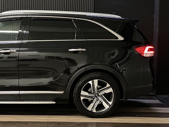 Kia Sorento 6 of 27