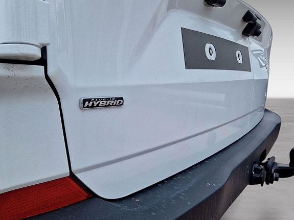 Ford Transit Custom 16 of 18