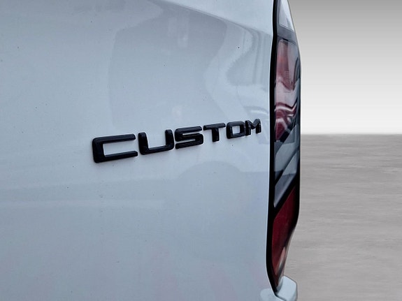 Ford Transit Custom 15 of 18