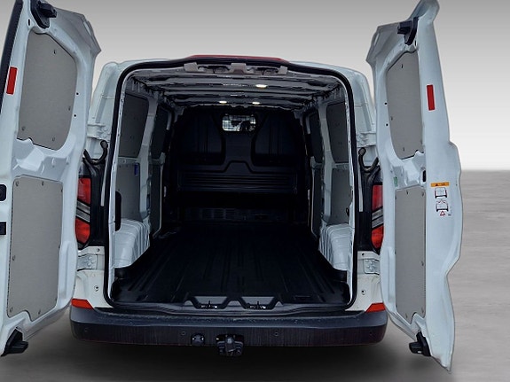 Ford Transit Custom 5 of 5
