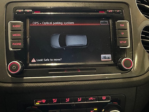 Volkswagen Tiguan 8 of 21