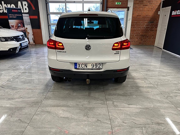 Volkswagen Tiguan 14 of 21
