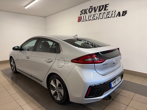 Hyundai IONIQ 4 of 11