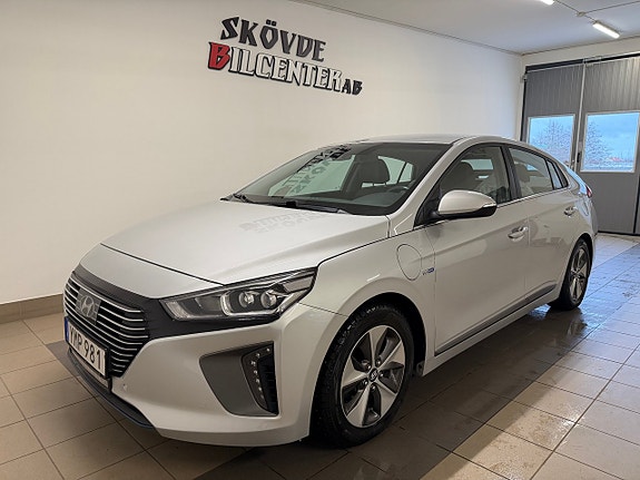 Hyundai IONIQ 3 of 11