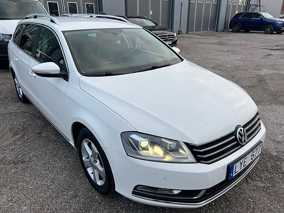 Volkswagen Passat 16 of 17