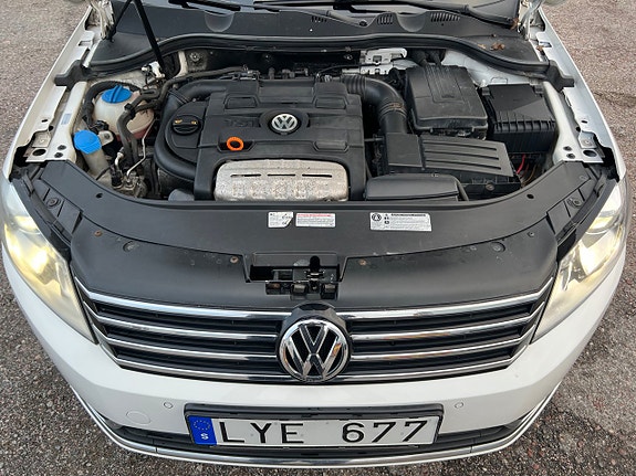 Volkswagen Passat 17 of 17