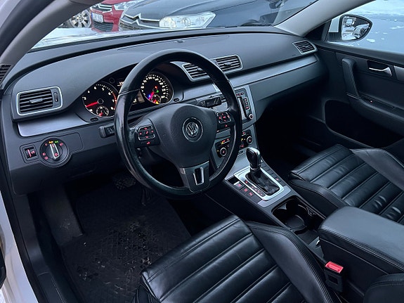 Volkswagen Passat 4 of 5